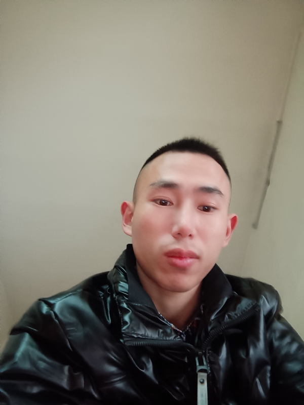 阿浩的第一张照片--上饶相亲服务中心