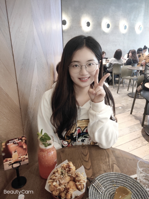 皮卡小姐的第一张照片--上饶相亲服务中心