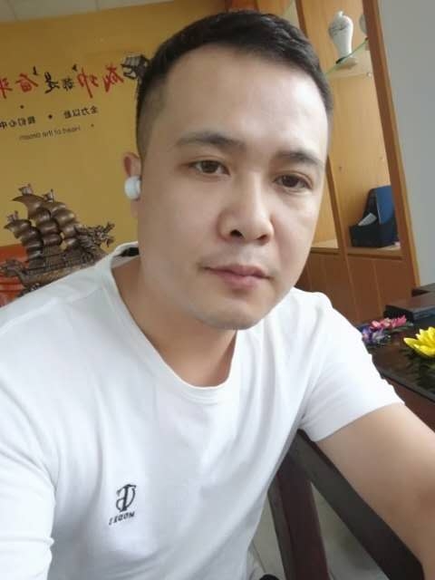 礼哥的第二张照片--上饶相亲服务中心