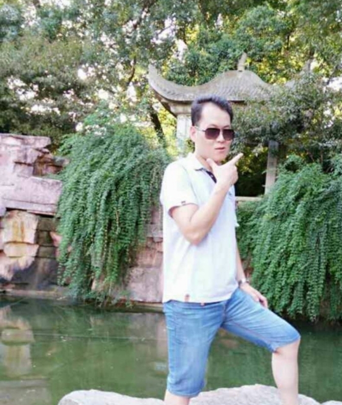 随缘的第一张照片--上饶相亲服务中心