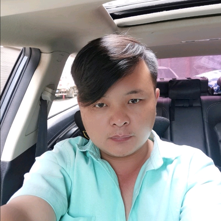 想家大黄蜂的第一张照片--上饶相亲服务中心