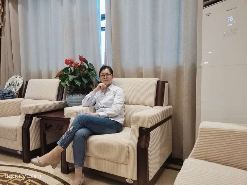 秋水伊人的第一张照片--上饶相亲服务中心