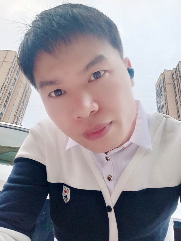 雨霁月清风的第一张照片--上饶相亲服务中心