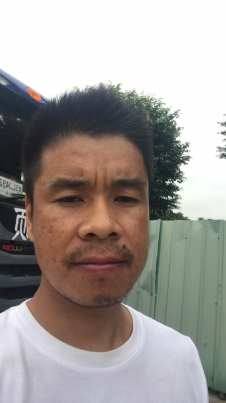 奔跑的蜗牛的第一张照片--上饶相亲服务中心