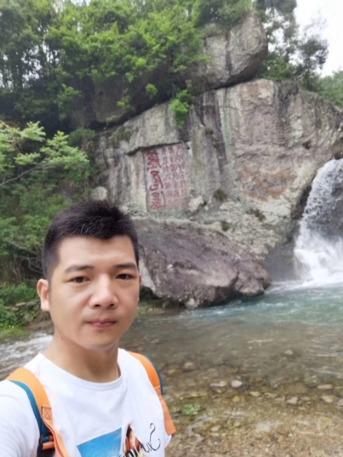 愿得一人心的第一张照片--上饶相亲服务中心