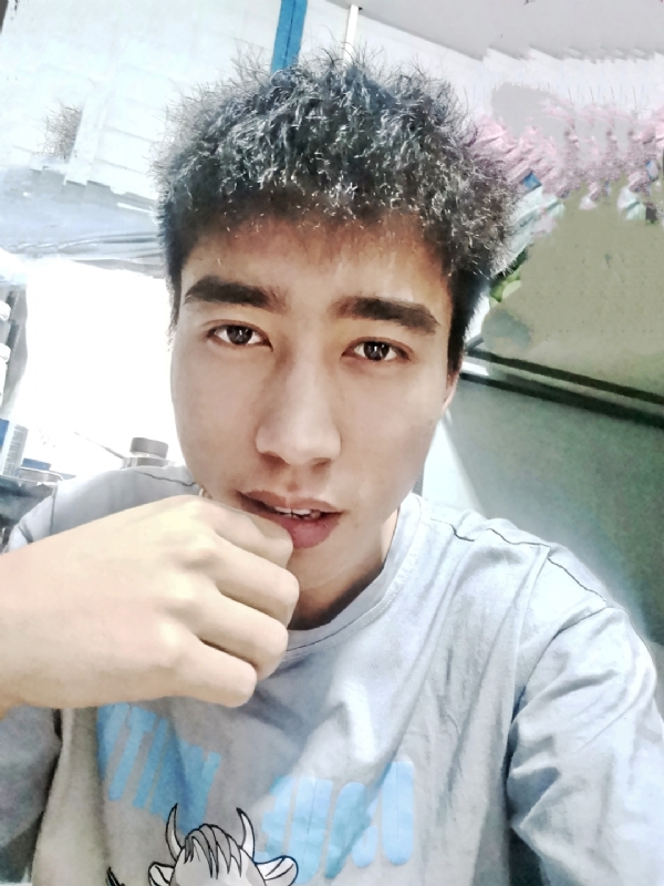 未来可期的第一张照片--上饶相亲服务中心