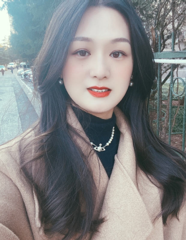 盧盈穎的第一张照片--上饶相亲服务中心