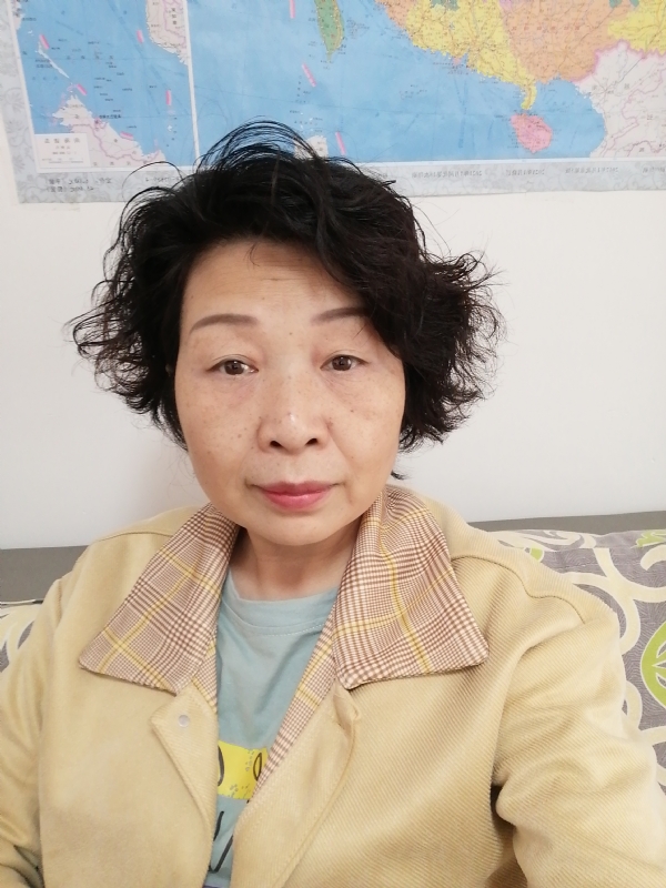 香水百合的第一张照片--上饶相亲服务中心