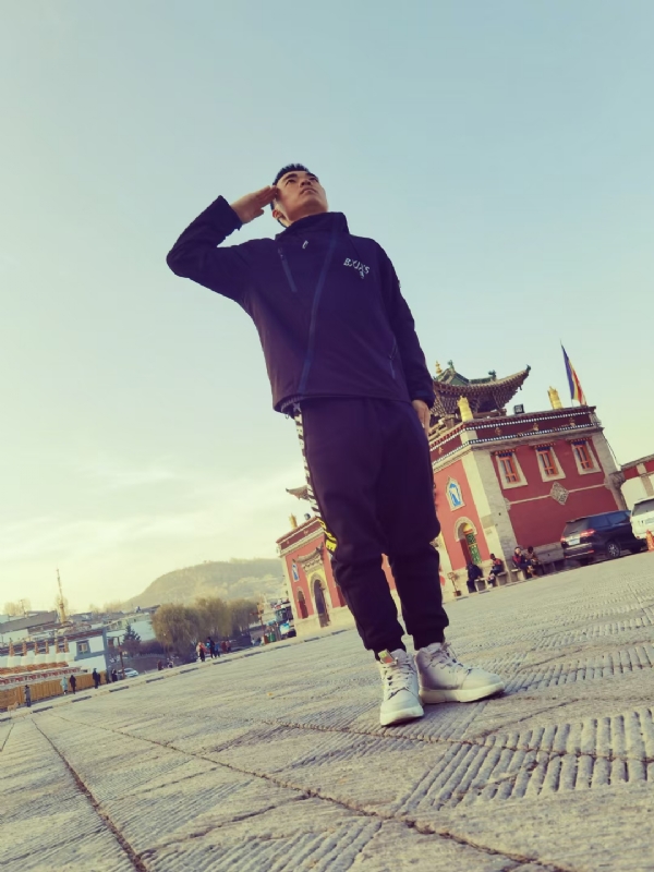 相会的第二张照片--上饶相亲服务中心