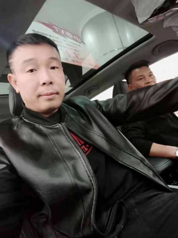 醉红尘的第一张照片--上饶相亲服务中心