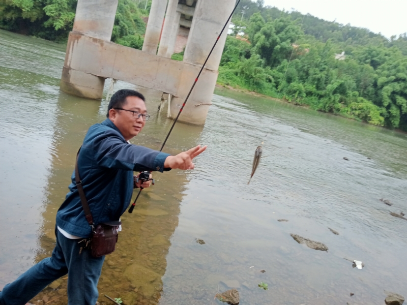 峰的第二张照片--上饶相亲服务中心