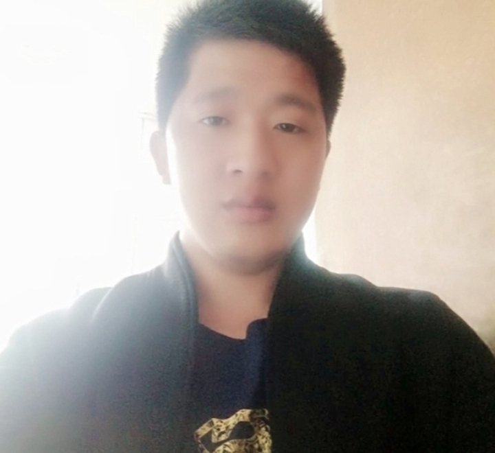 形影不离的第一张照片--上饶相亲服务中心