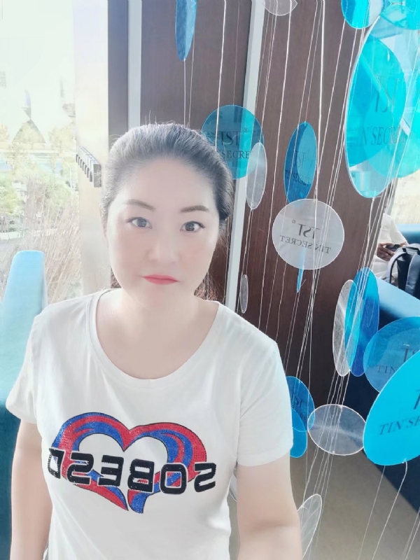 巷子里的童年的第一张照片--上饶相亲服务中心