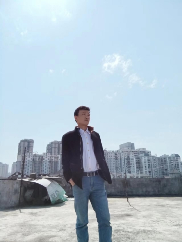 蓝色心情的第一张照片--上饶相亲服务中心