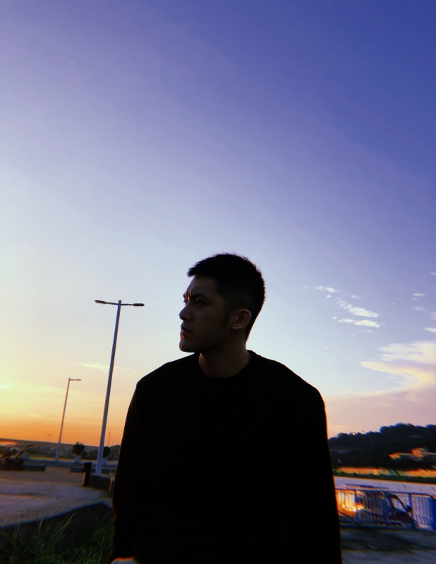 只抽半根煙的第二张照片--上饶相亲服务中心