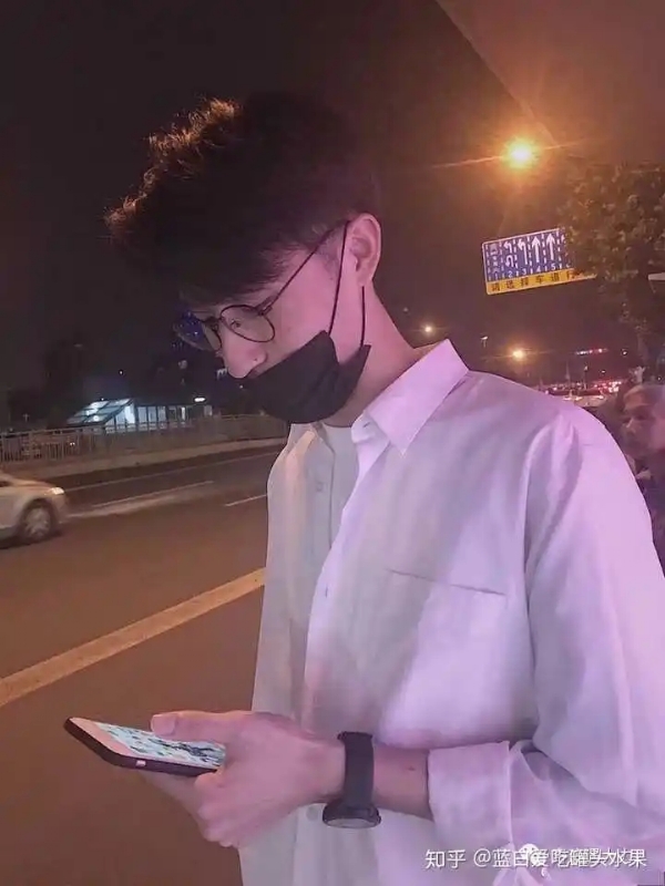 情圣的第一张照片--上饶相亲服务中心