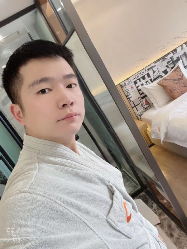 绿帽的第一张照片--上饶相亲服务中心