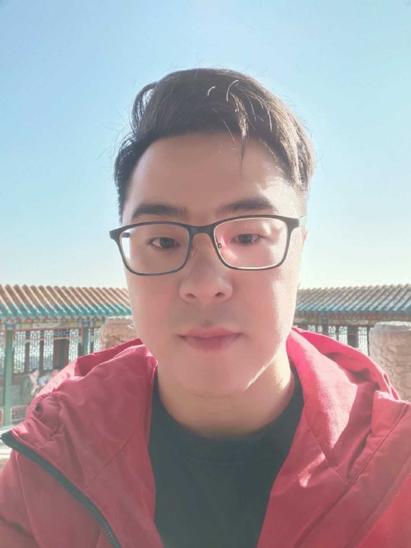 不爱吃竹子的小熊的第一张照片--上饶相亲服务中心