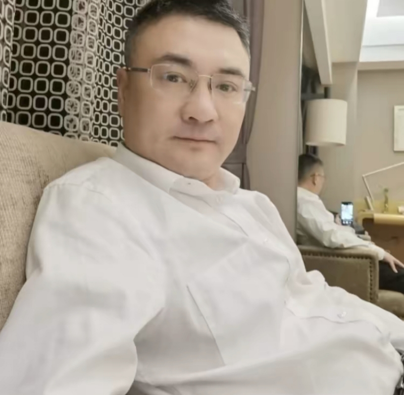 追逐的第二张照片--上饶相亲服务中心