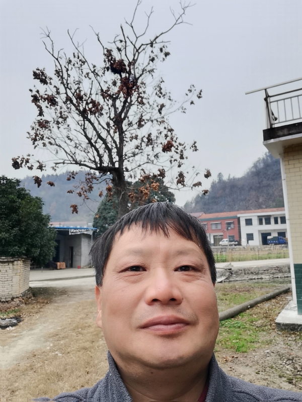 苏众青春冲浪的第二张照片--上饶相亲服务中心