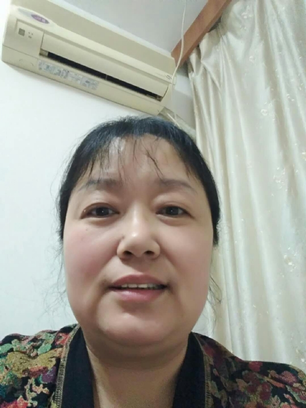 雨中漫步的第一张照片--上饶相亲服务中心