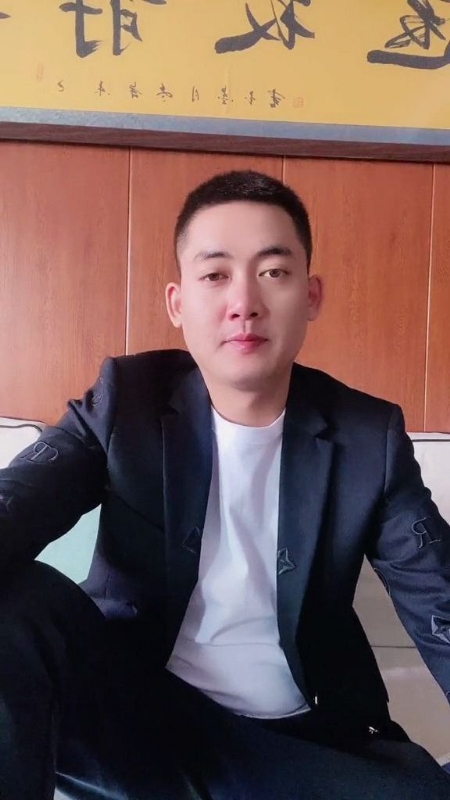 李泽胜的第一张照片--上饶相亲服务中心