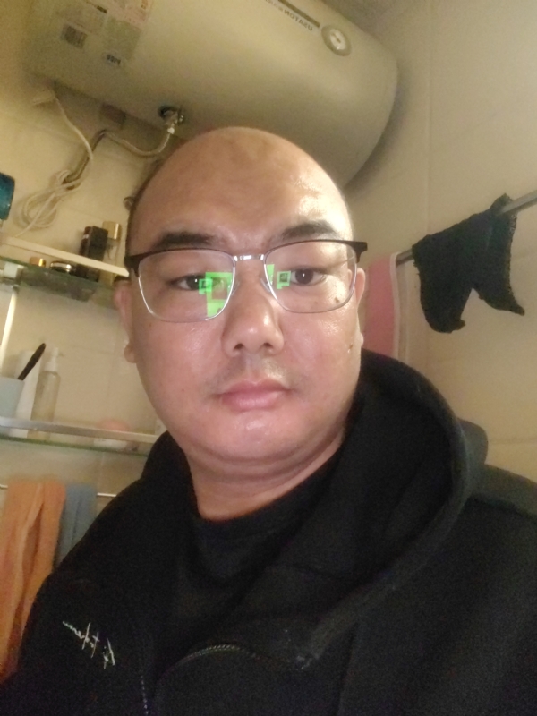 小胖子的第一张照片--上饶相亲服务中心