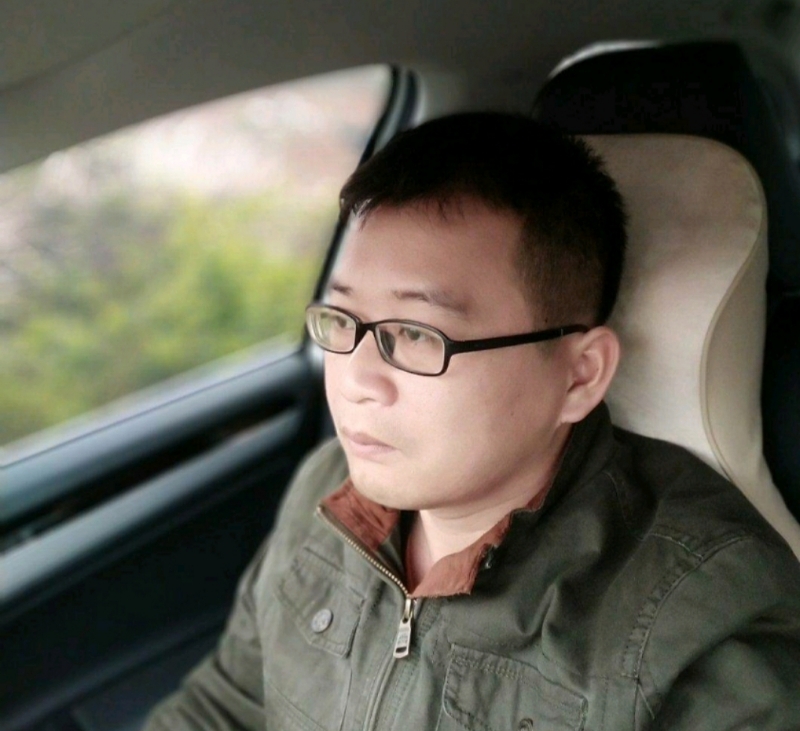 海风吹动你的心的第二张照片--上饶相亲服务中心