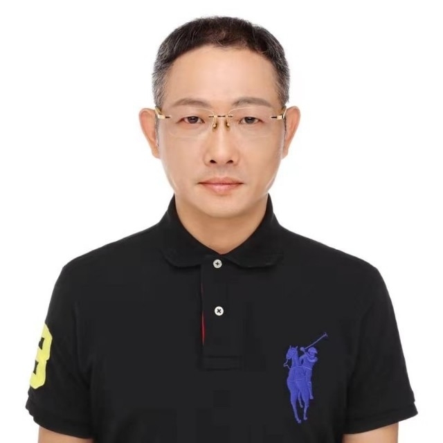 邱先森的第一张照片--上饶相亲服务中心