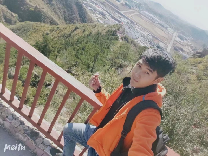 小啊鹏的第一张照片--上饶相亲服务中心