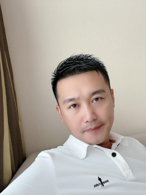 笑望人非的第一张照片--上饶相亲服务中心