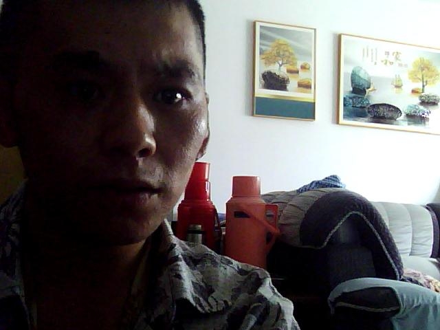 为爱而奋斗的第一张照片--上饶相亲服务中心