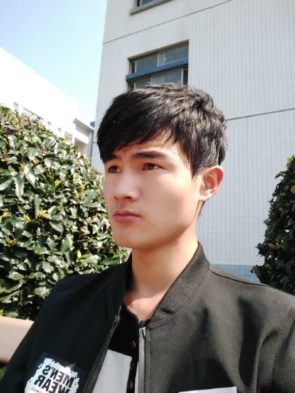 阳光男孩的第四张照片--上饶相亲服务中心