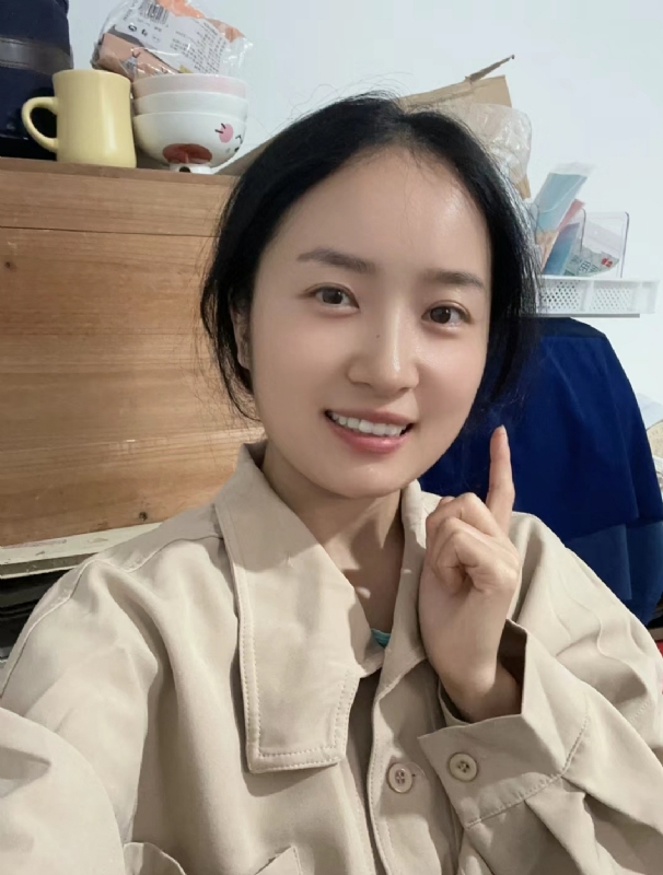 多喝热水的第一张照片--上饶相亲服务中心