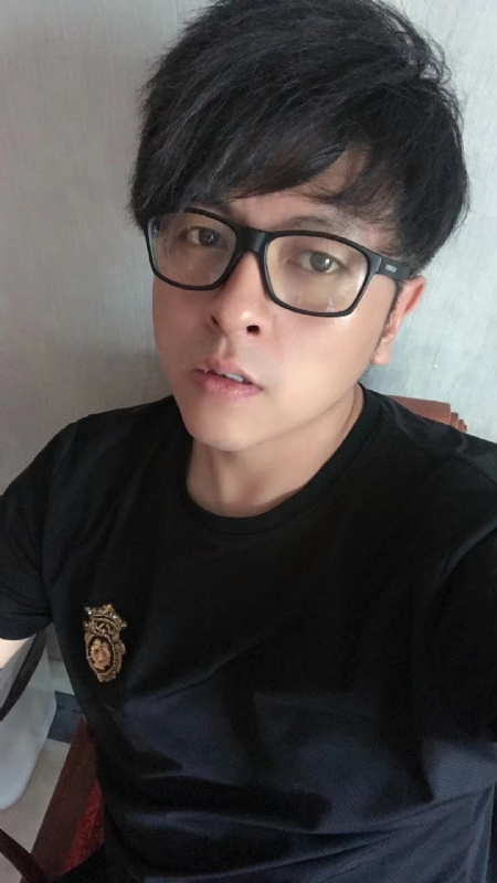 爱你永远不容易的第一张照片--上饶相亲服务中心