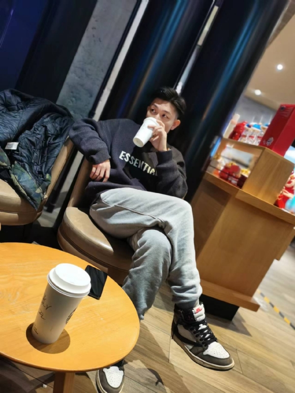 LAZY的第一张照片--上饶相亲服务中心