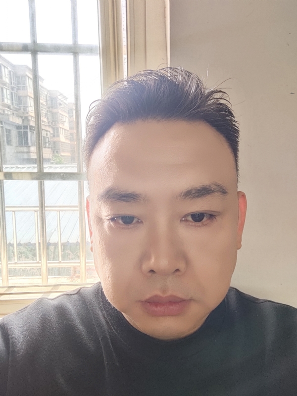 爱人先爱己的第一张照片--上饶相亲服务中心