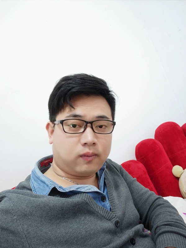 何必在亿的第一张照片--上饶相亲服务中心