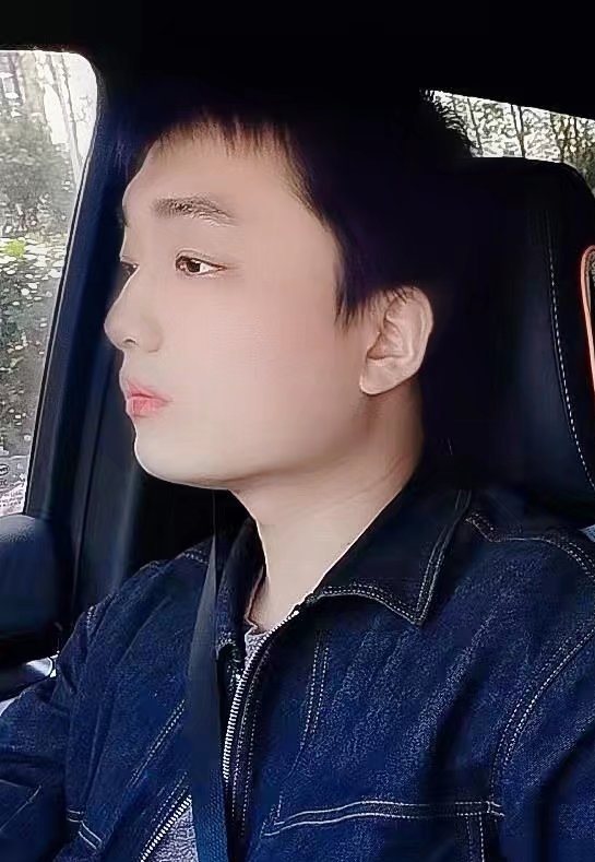 凉锦年的第一张照片--上饶相亲服务中心