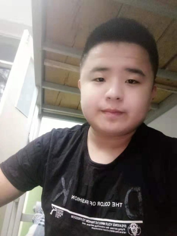 打小就爱淘气的第一张照片--上饶相亲服务中心