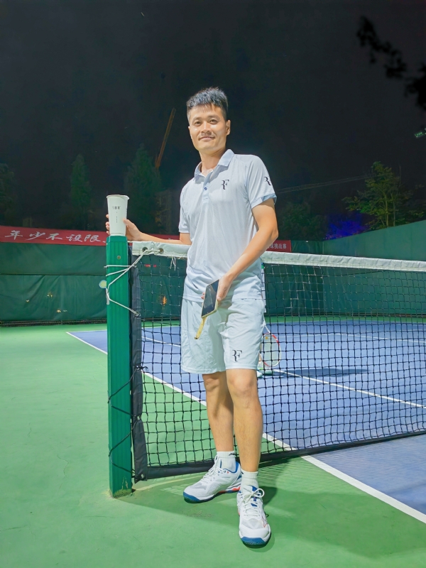 网球罗的第五张照片--上饶相亲服务中心