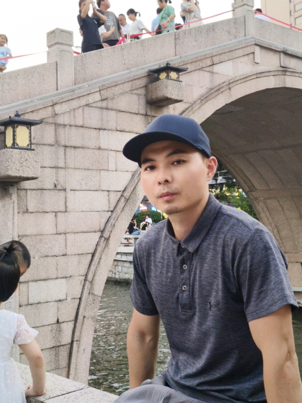 十八星格的第九张照片--上饶相亲服务中心