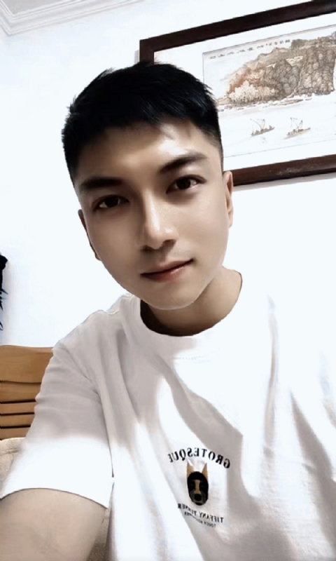 正直的火焰的第一张照片--上饶相亲服务中心