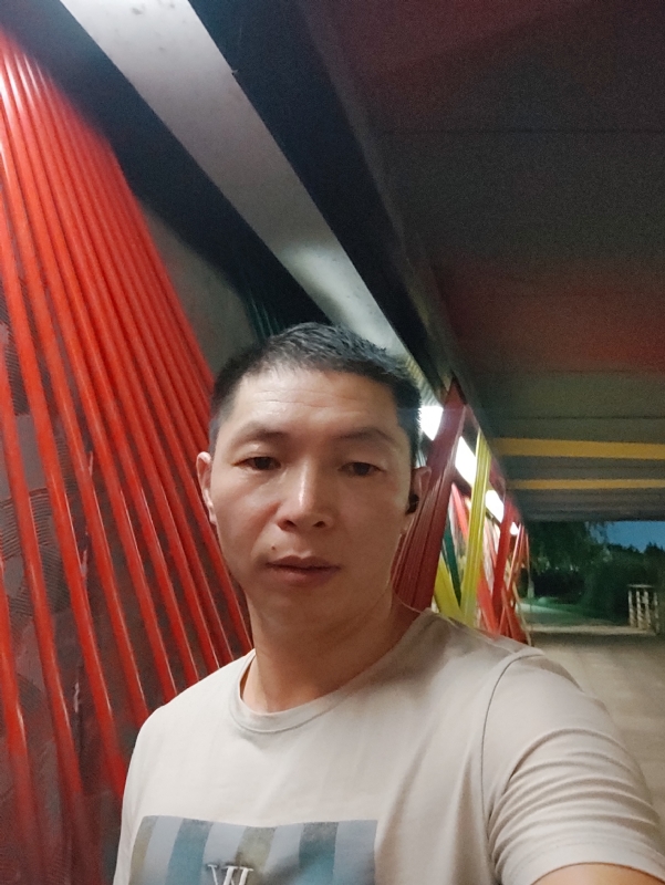 夜猫的第一张照片--上饶相亲服务中心