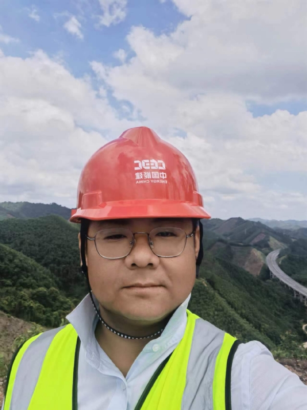 冰城小土匪的第一张照片--上饶相亲服务中心