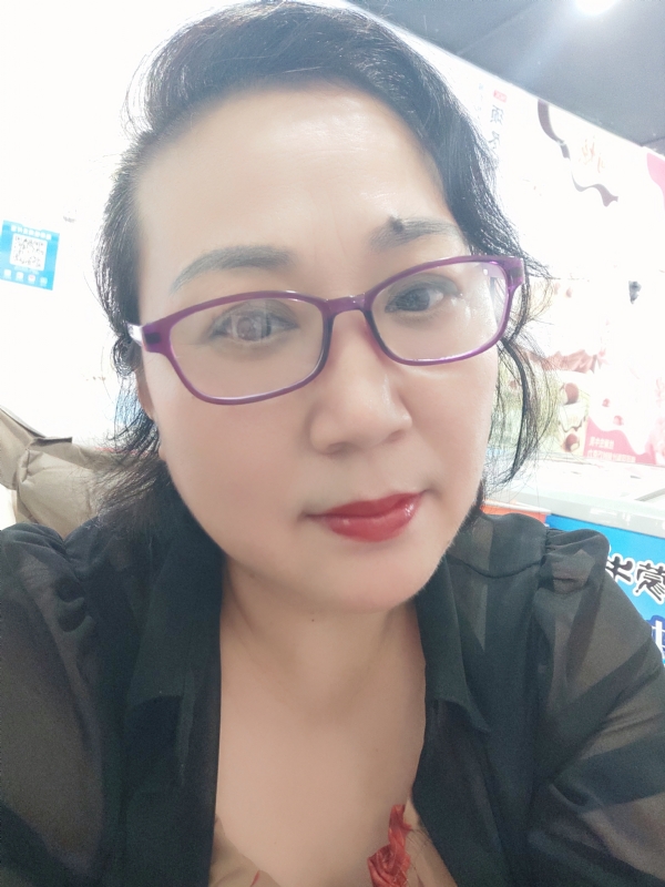 娜财娜福的第一张照片--上饶相亲服务中心