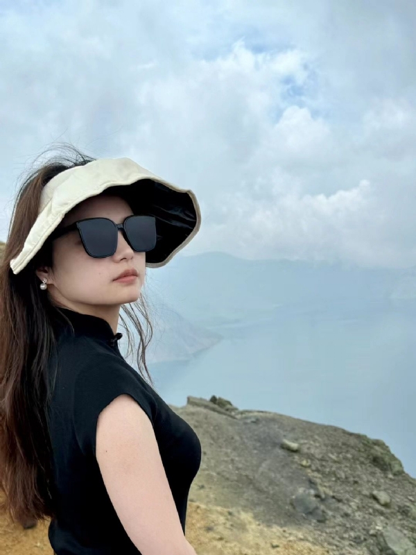 随梦的第一张照片--上饶相亲服务中心