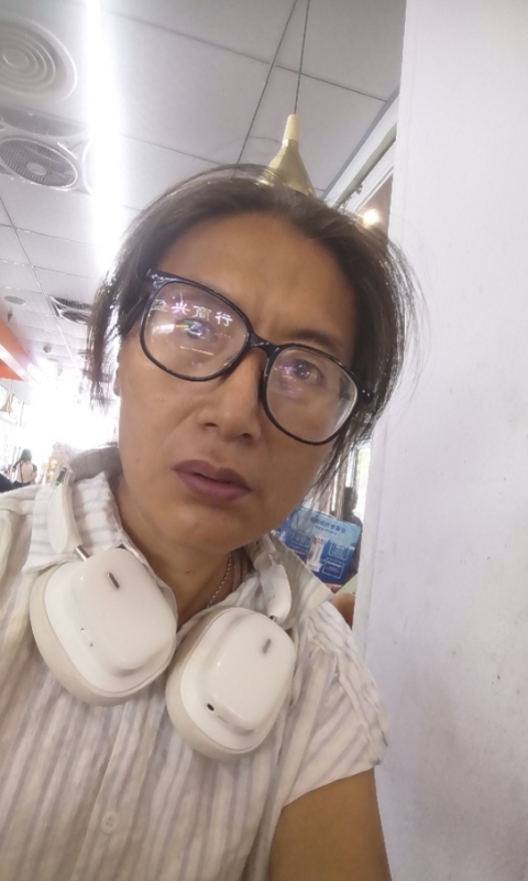 冬天的蔷薇的第三张照片--上饶相亲服务中心