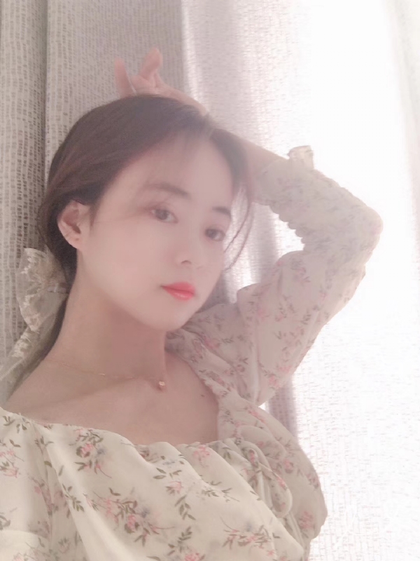 泡芙的第五张照片--上饶相亲服务中心