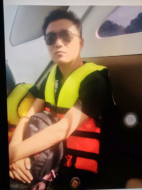 座看烟霞散的第一张照片--上饶相亲服务中心